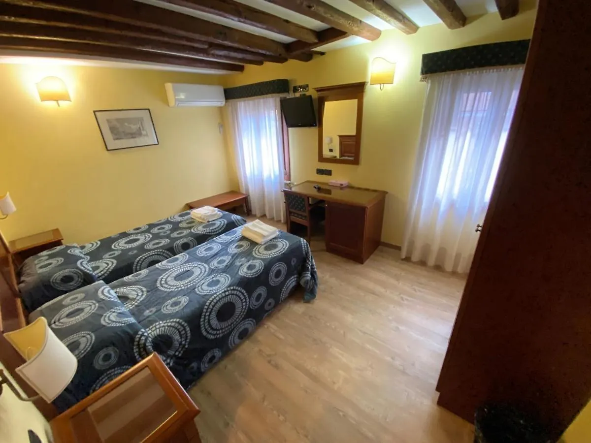 Garden Houses Apartment Venezia 0*,  Italia