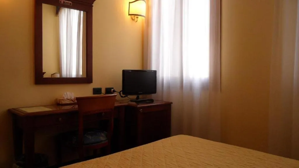 Garden Houses Apartment Venice Италия